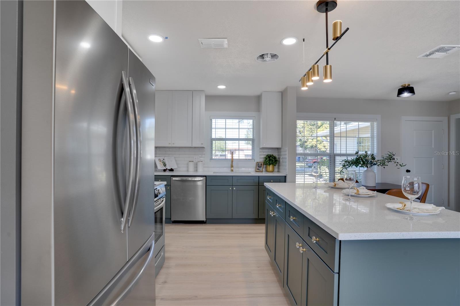 MEADOW LAWN 7TH ADD - Residential