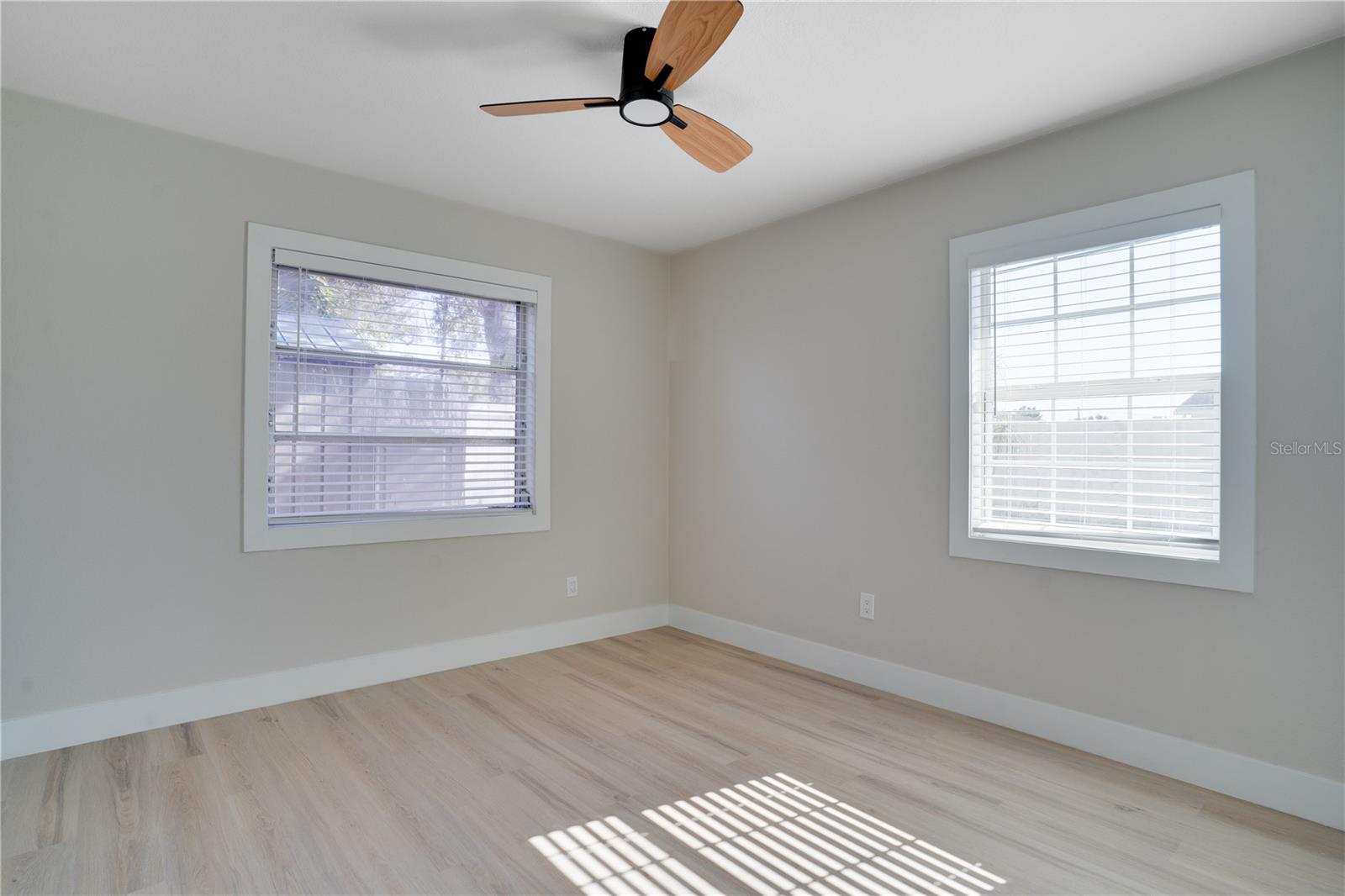 MEADOW LAWN 7TH ADD - Residential