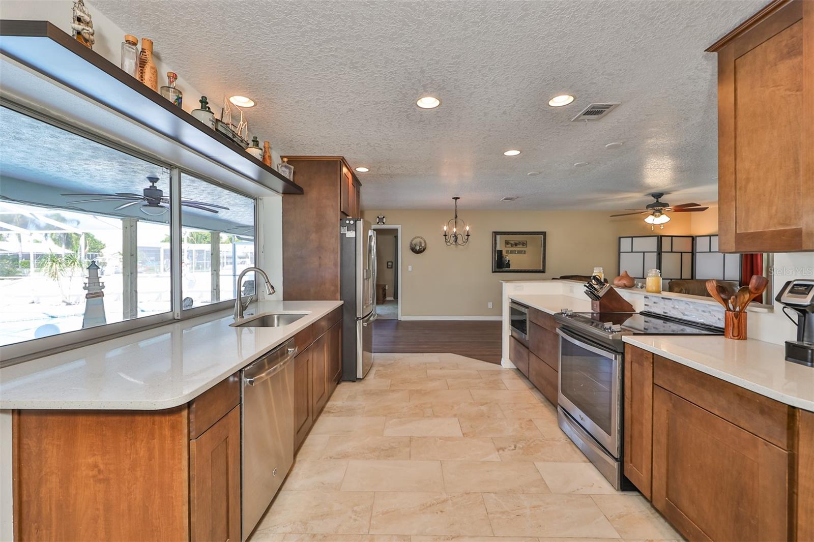 APOLLO BEACH UNIT 13 PT 1 RE - Residential