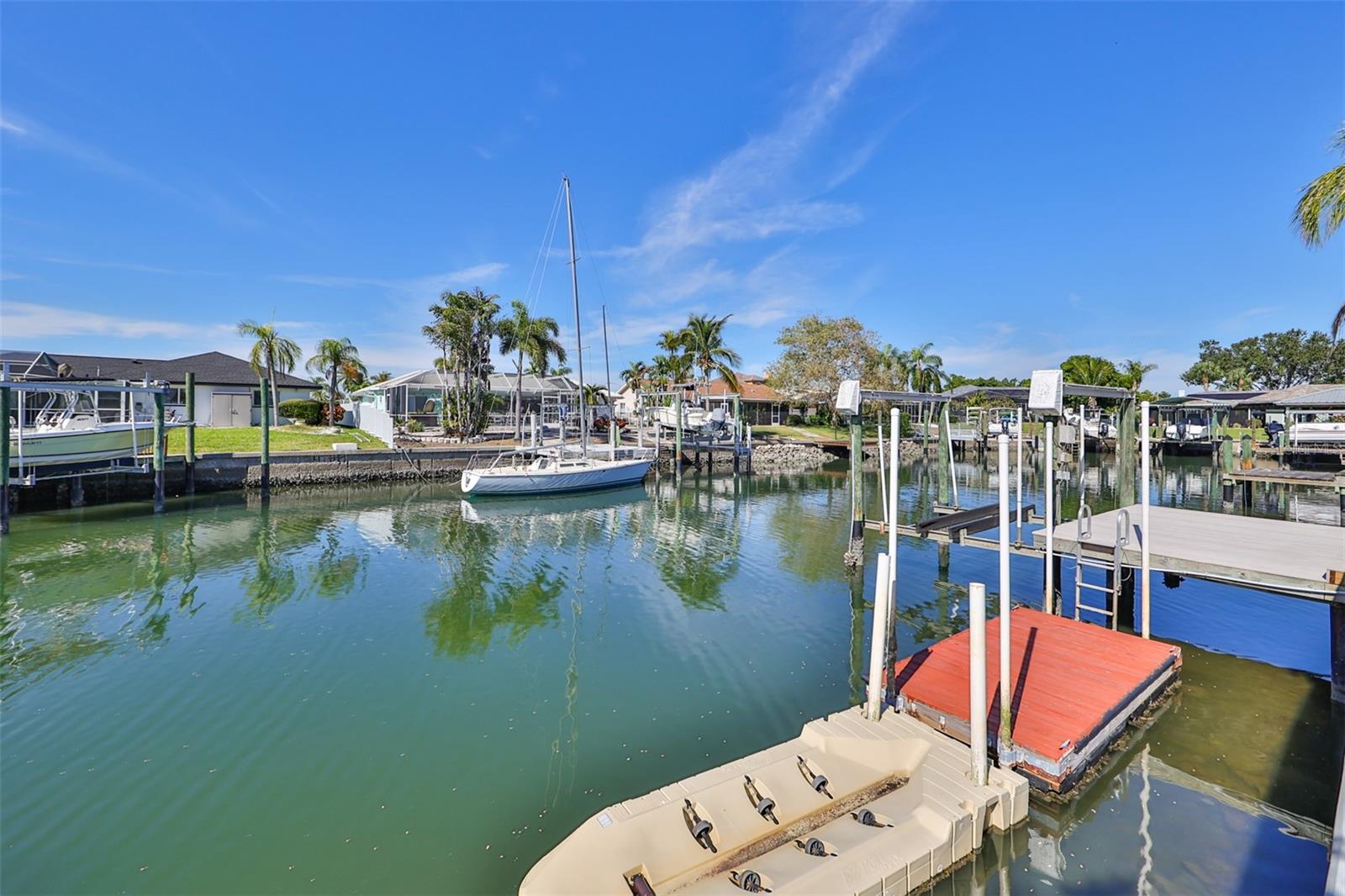 APOLLO BEACH UNIT 13 PT 1 RE - Residential