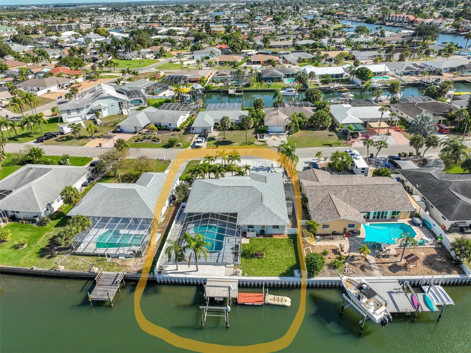 APOLLO BEACH UNIT 13 PT 1 RE - Residential