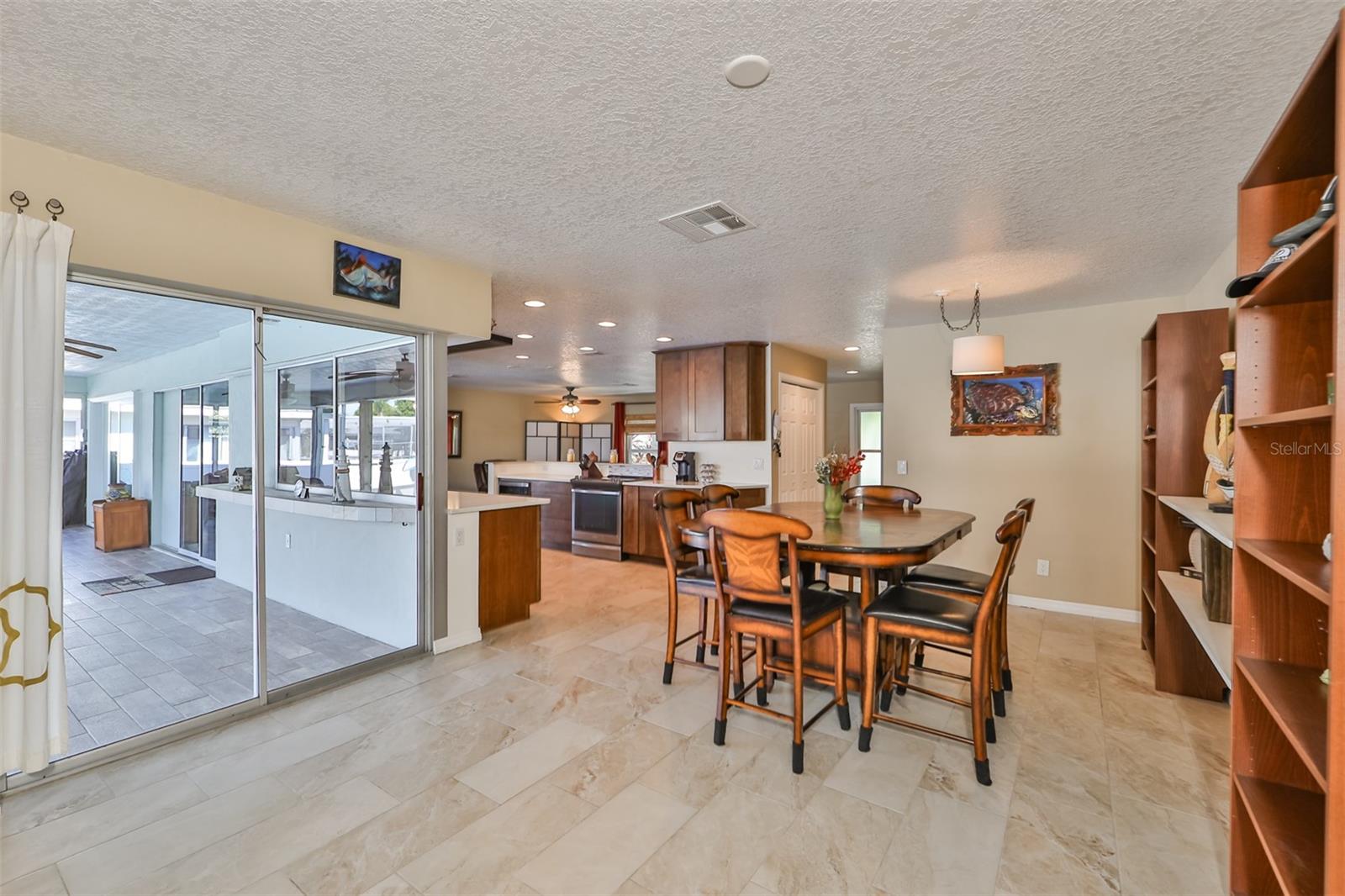 APOLLO BEACH UNIT 13 PT 1 RE - Residential