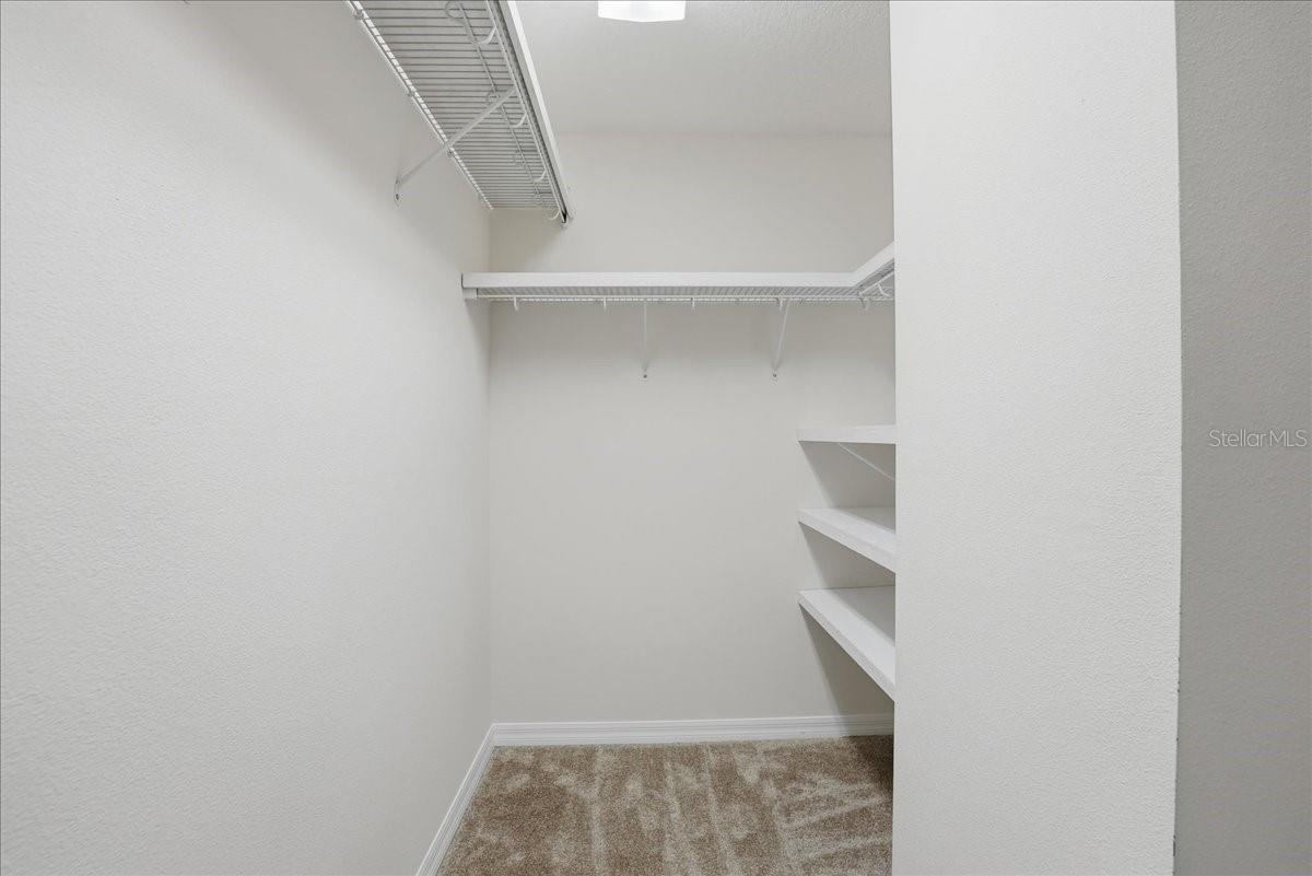 CLAYTON CROSSING TWNHMS SECOND AMD - Residential Lease