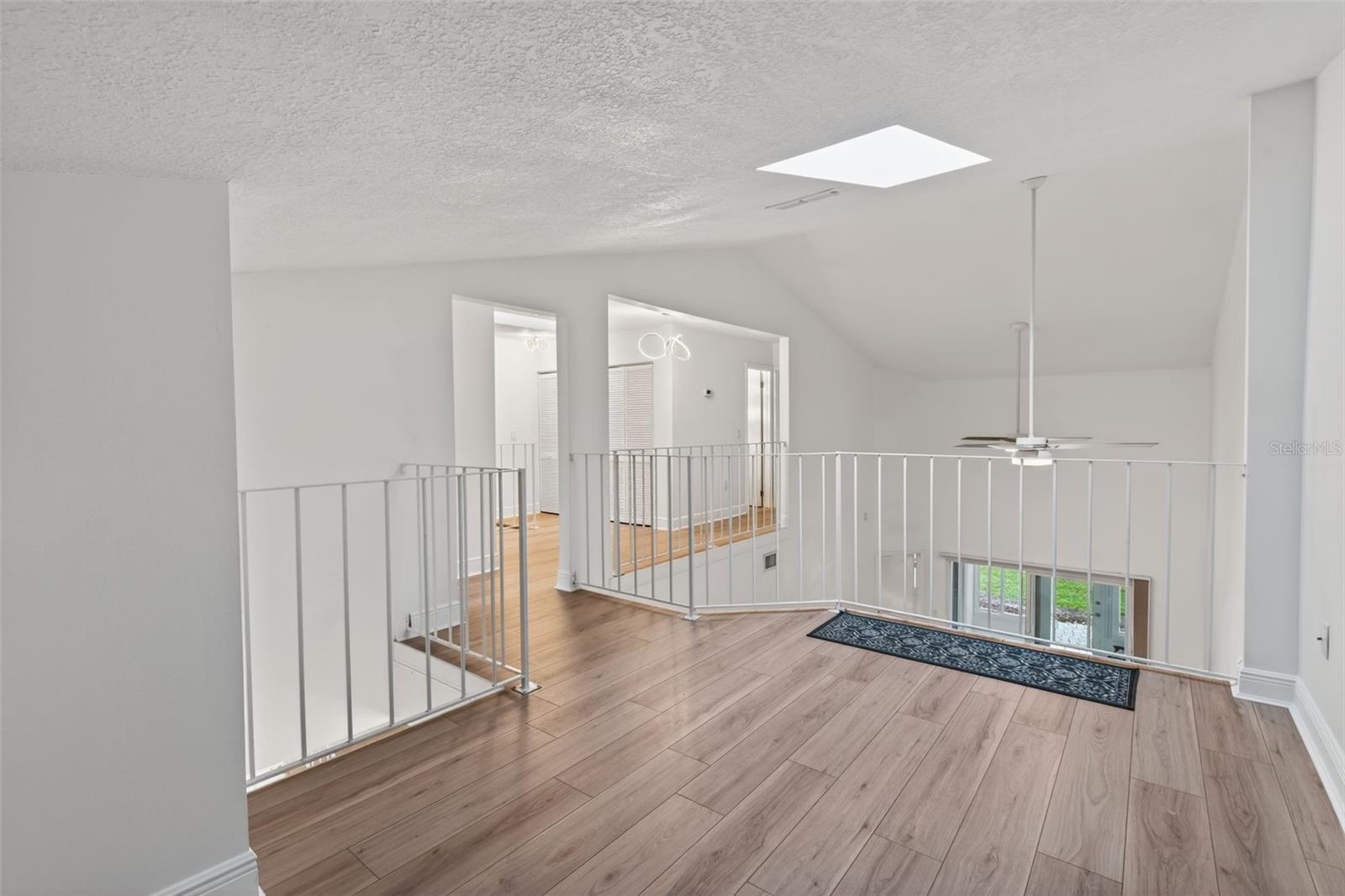 OAK HARBOUR SEC 3 A CONDO - Residential