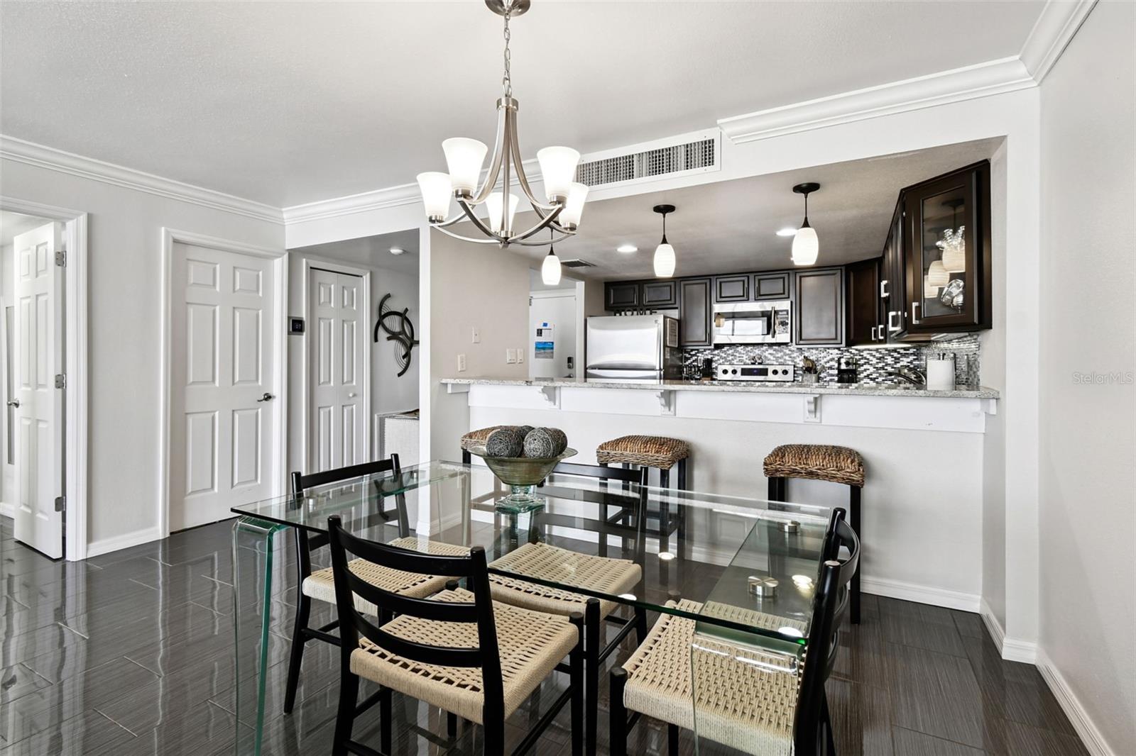 MANSIONS BY THE SEA CONDO - Residential