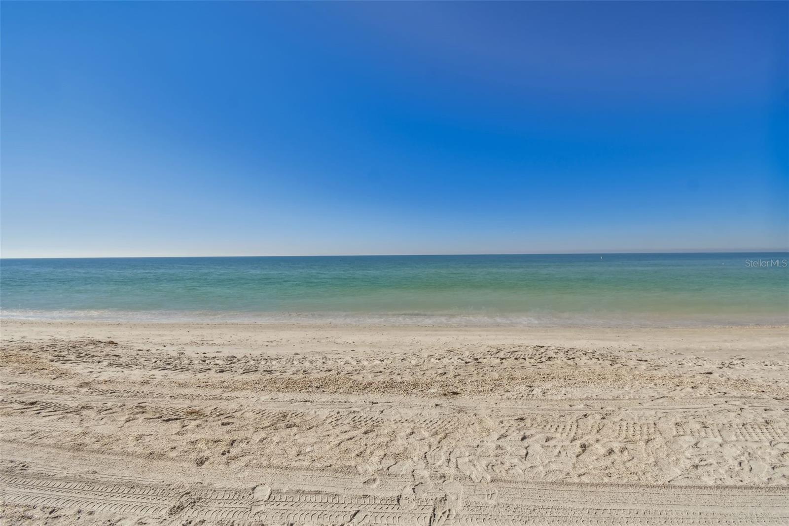 MANSIONS BY THE SEA CONDO - Residential