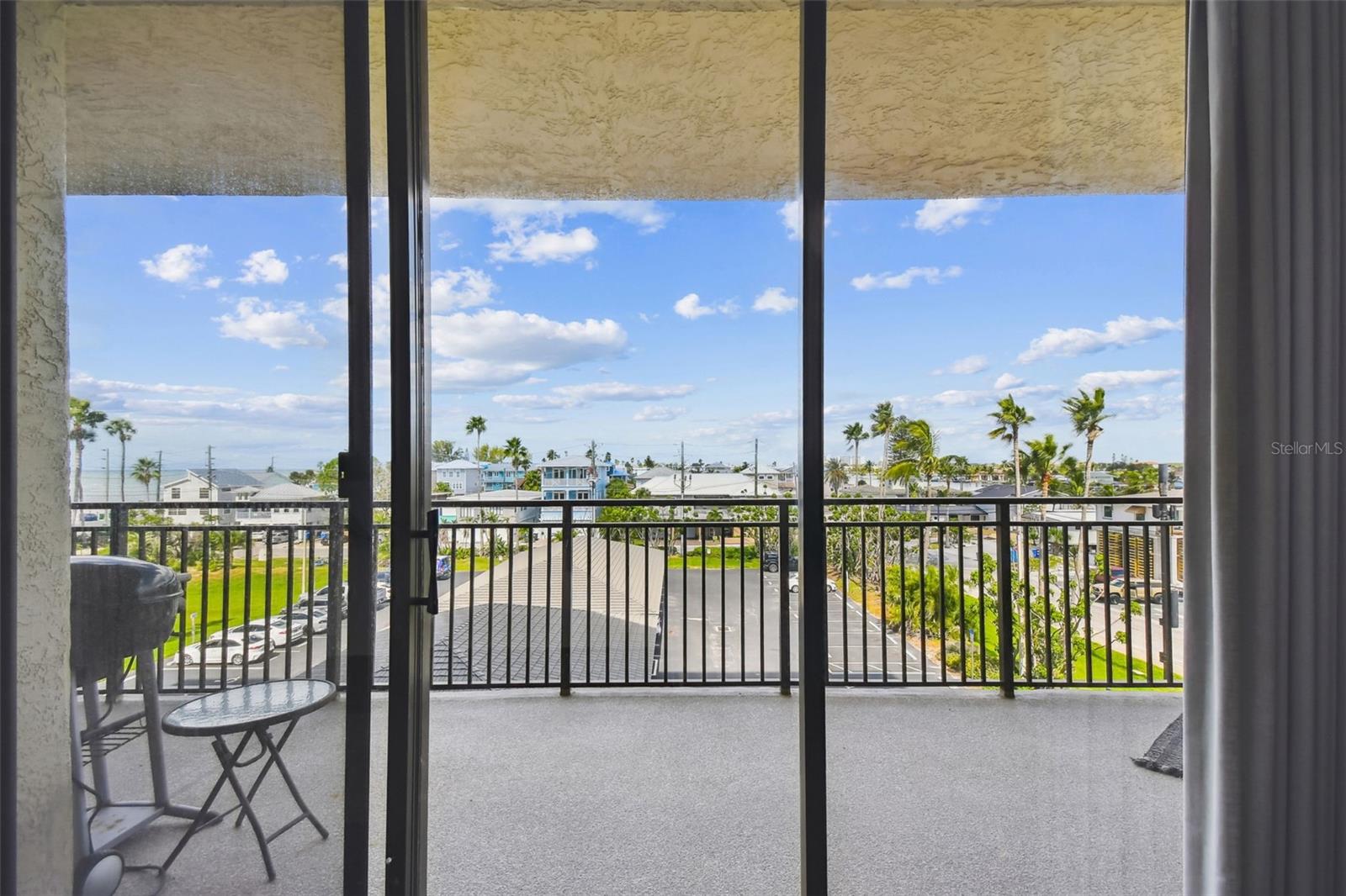 MANSIONS BY THE SEA CONDO - Residential