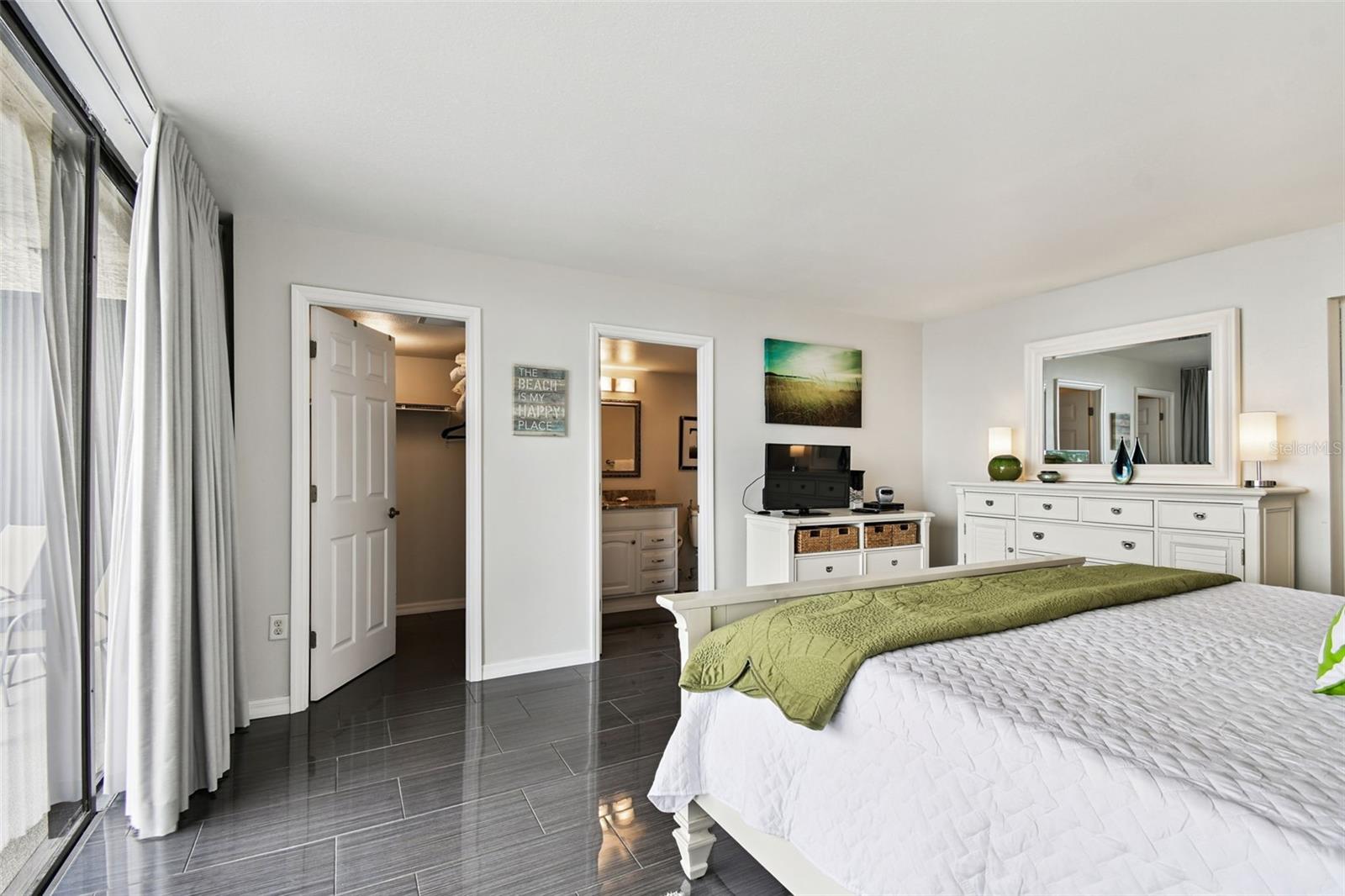 MANSIONS BY THE SEA CONDO - Residential