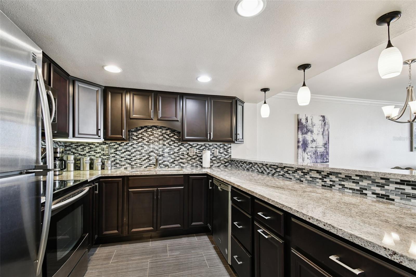 MANSIONS BY THE SEA CONDO - Residential