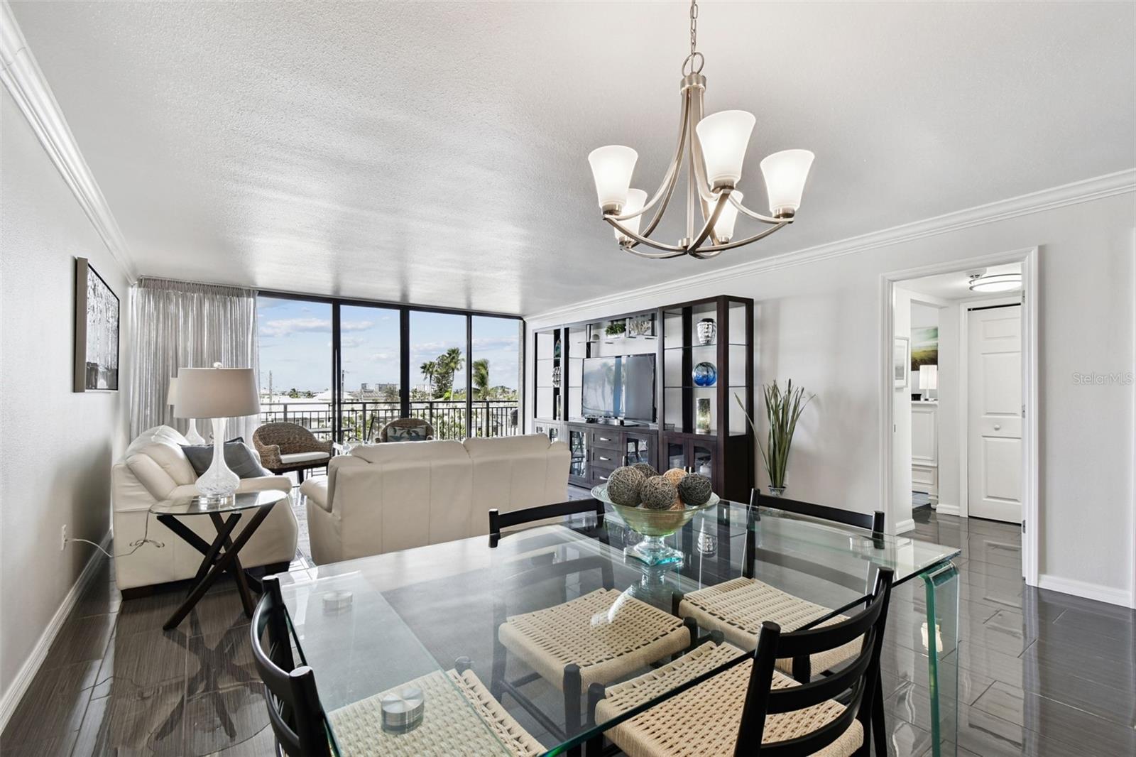 MANSIONS BY THE SEA CONDO - Residential