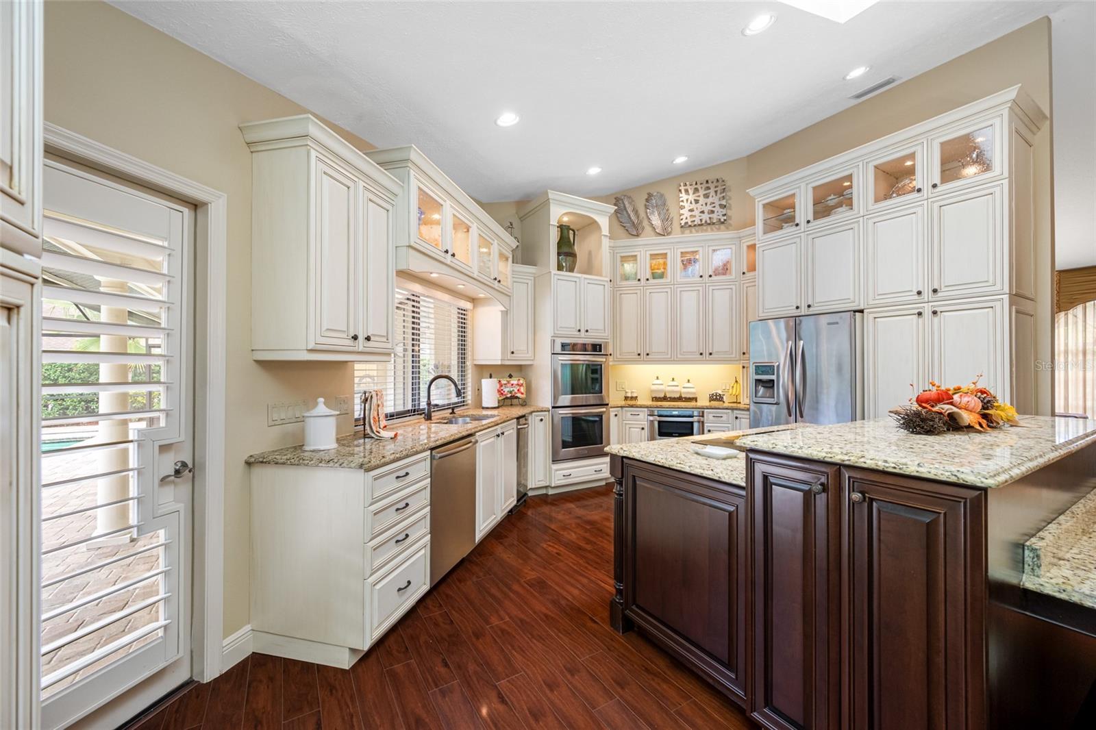THE MANORS AT CRYSTAL LAKES - Residential