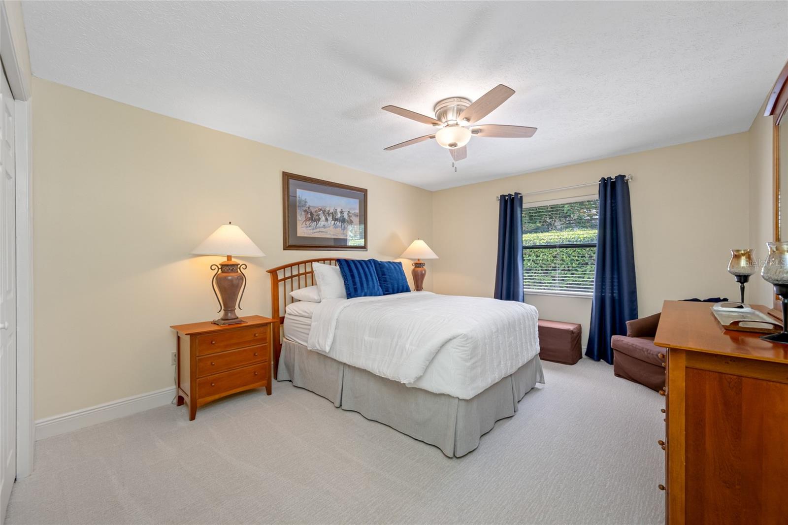 THE MANORS AT CRYSTAL LAKES - Residential