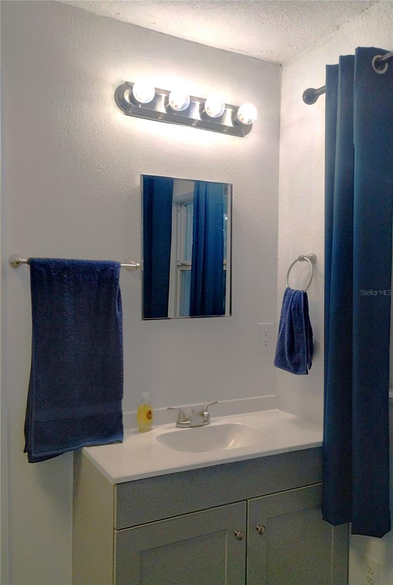 LAKE RUTH VILLA RESUB - Residential