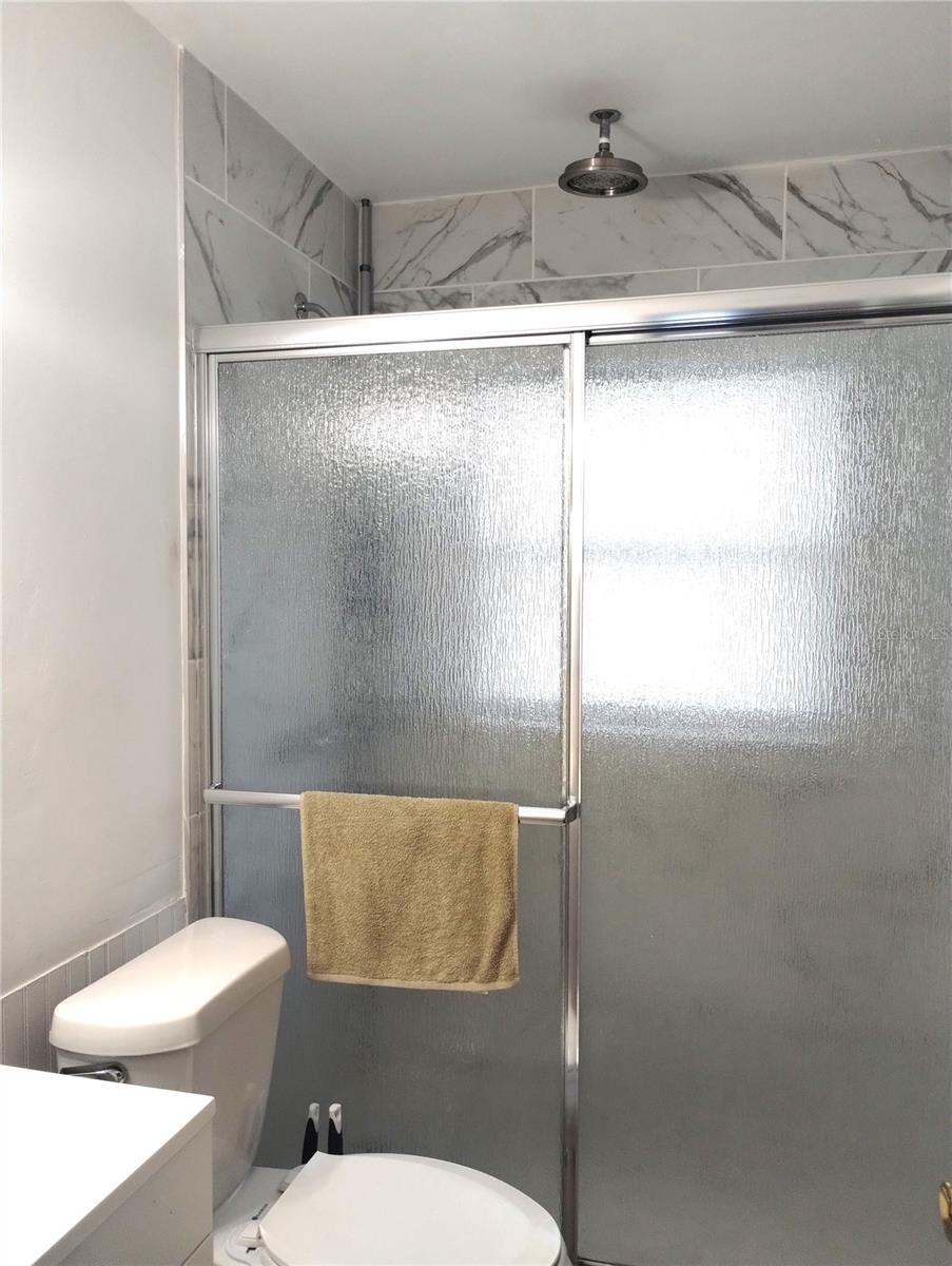 LAKE RUTH VILLA RESUB - Residential