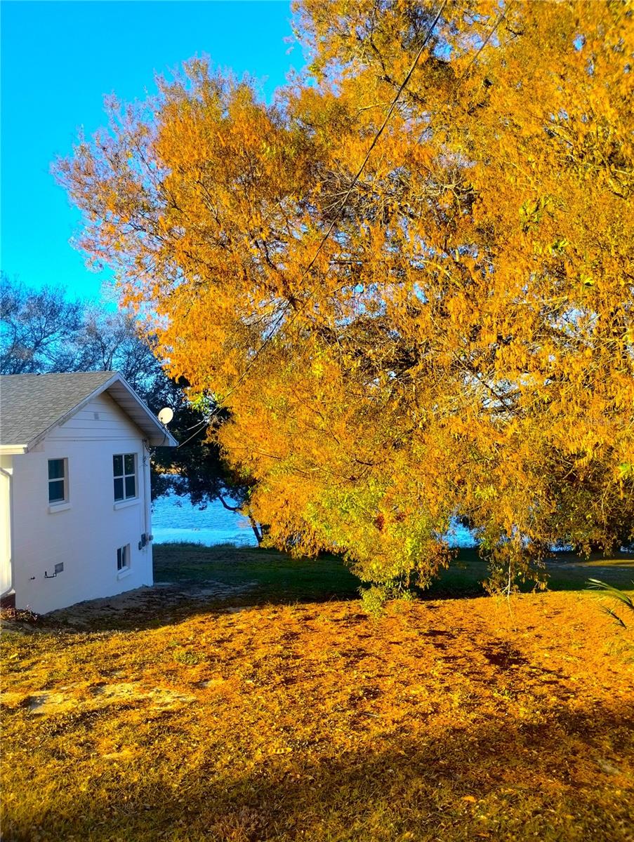 LAKE RUTH VILLA RESUB - Residential