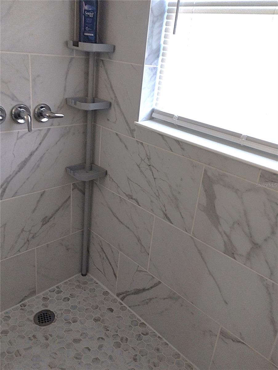 LAKE RUTH VILLA RESUB - Residential