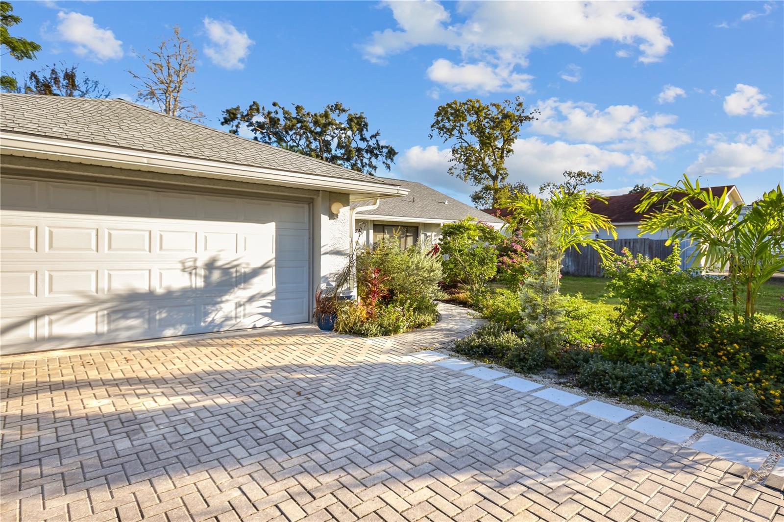 FOREST OAKS - Residential