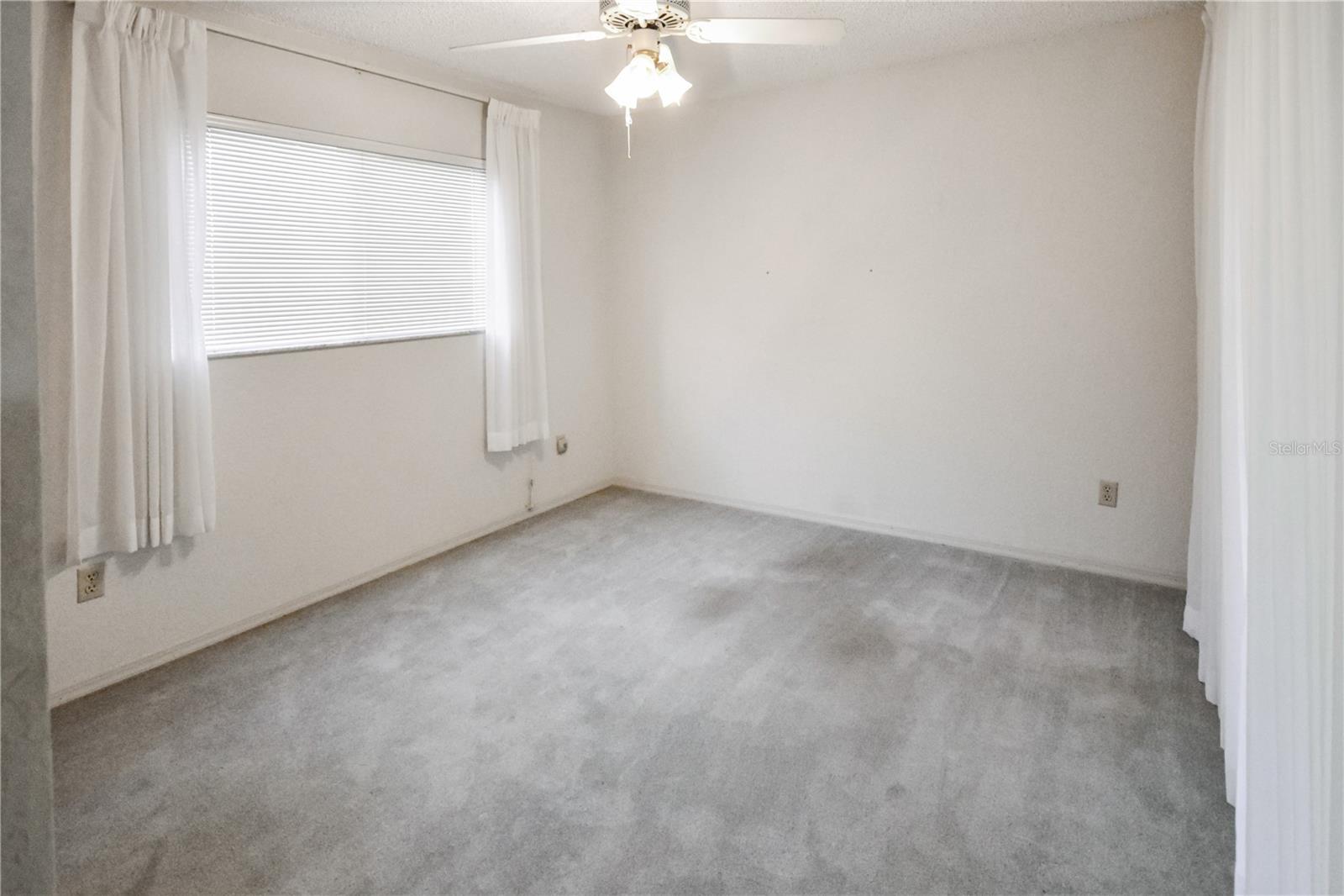 FOREST OAKS - Residential