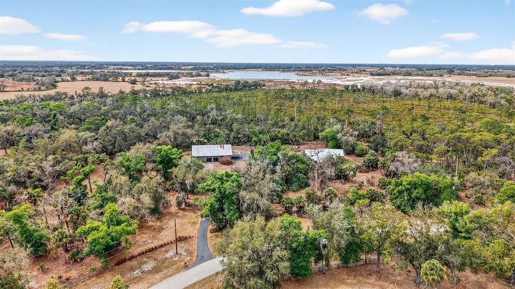 Photo of 5270 Vanderipe Road, Sarasota, FL 34241 (MLS # A4684146)