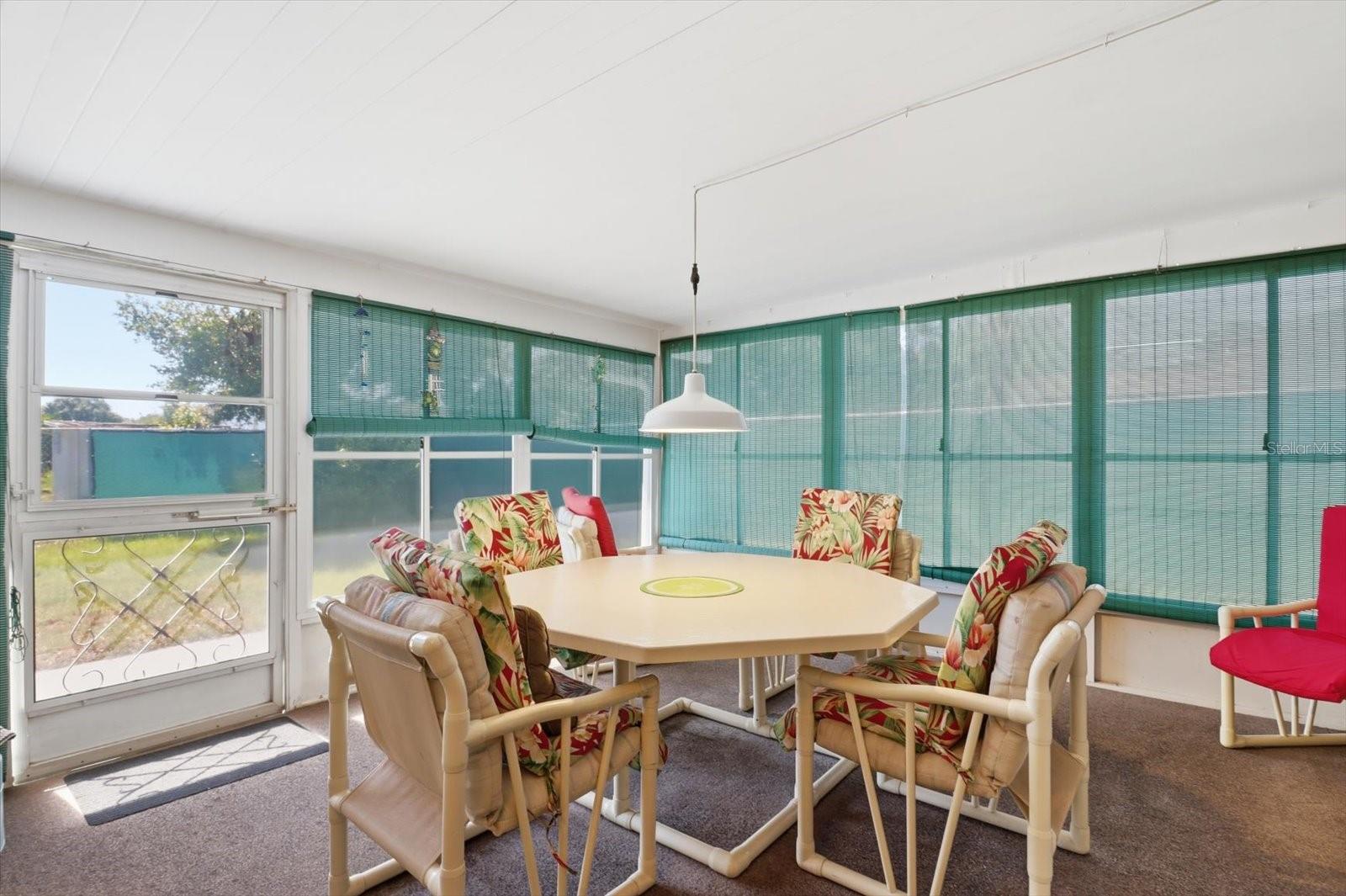 BEVERLY HILLS UNIT 05 - Residential