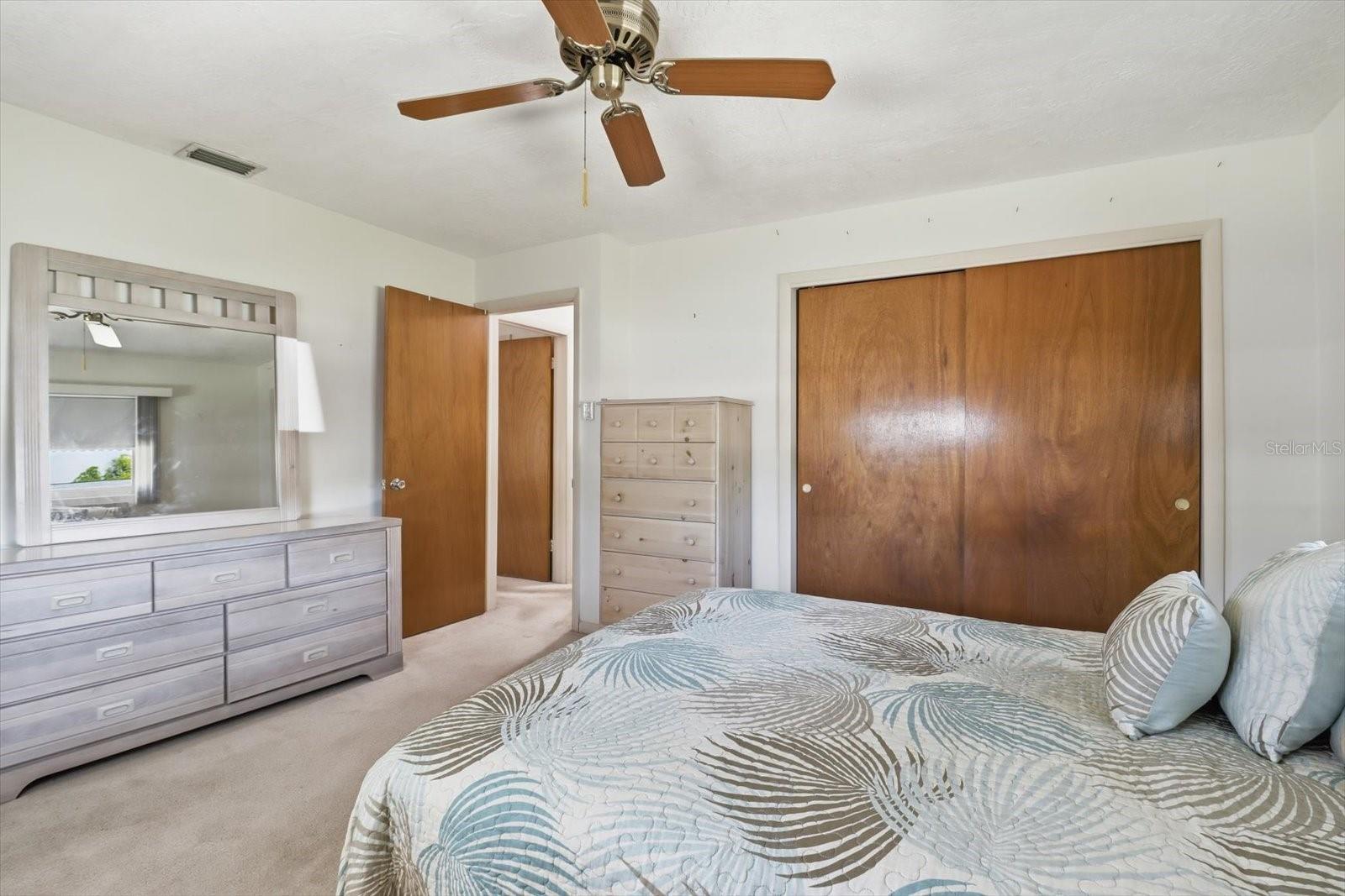 BEVERLY HILLS UNIT 05 - Residential