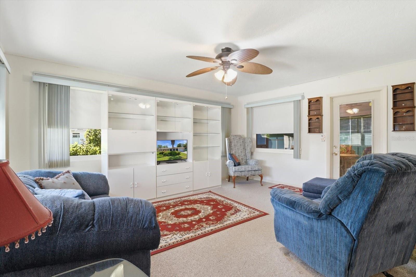 BEVERLY HILLS UNIT 05 - Residential