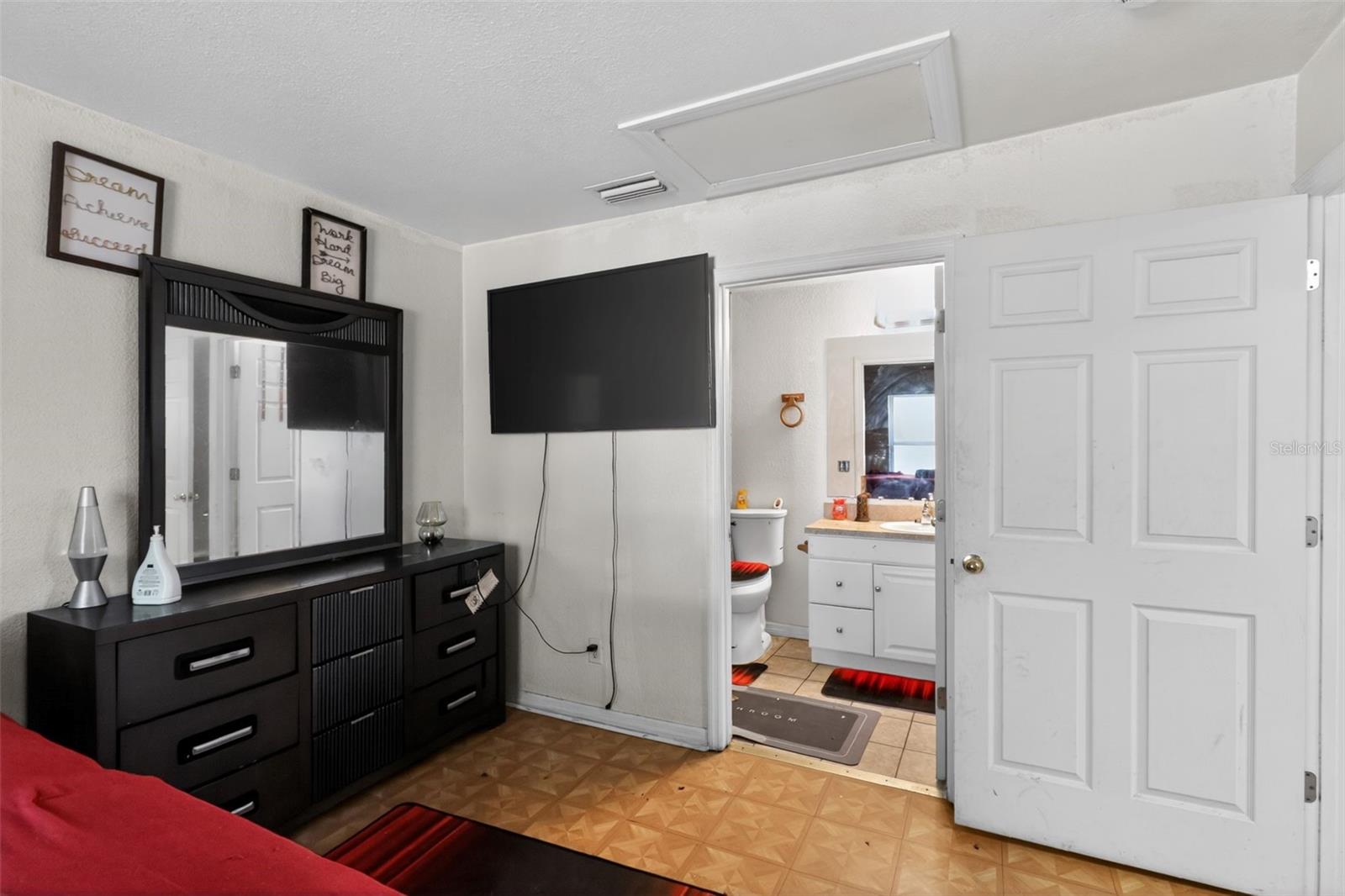 GALLAGHER OAKS - Residential