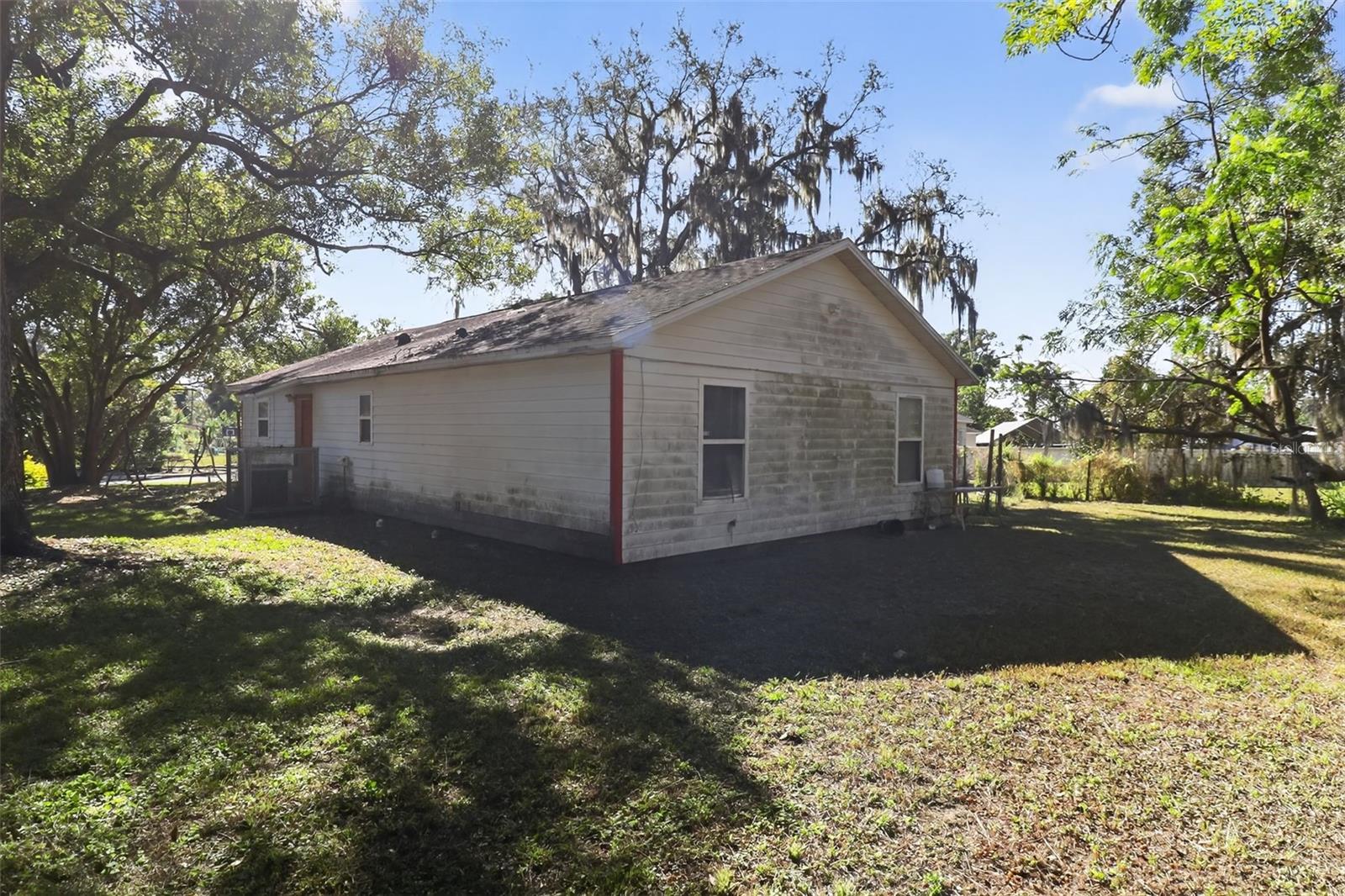 GALLAGHER OAKS - Residential