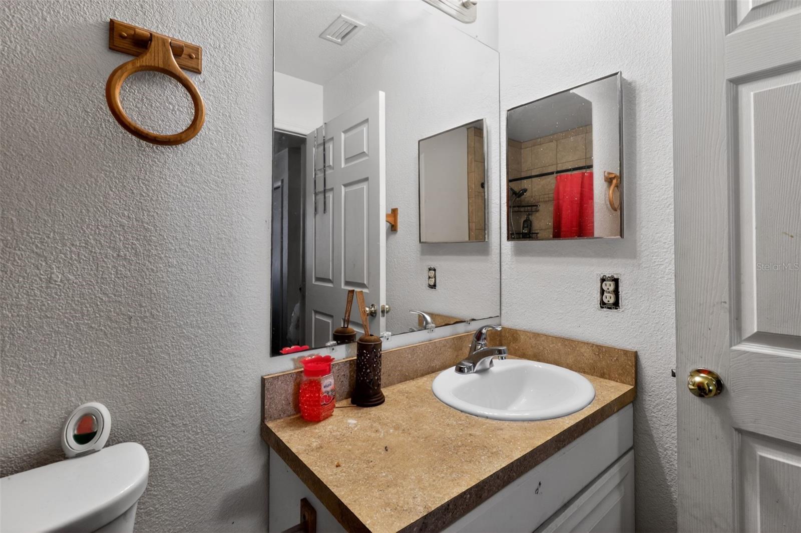 GALLAGHER OAKS - Residential