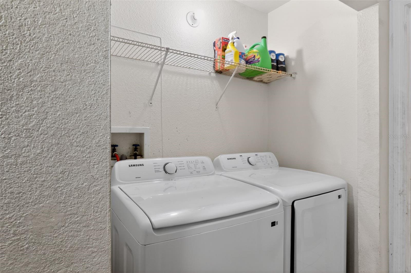 GALLAGHER OAKS - Residential