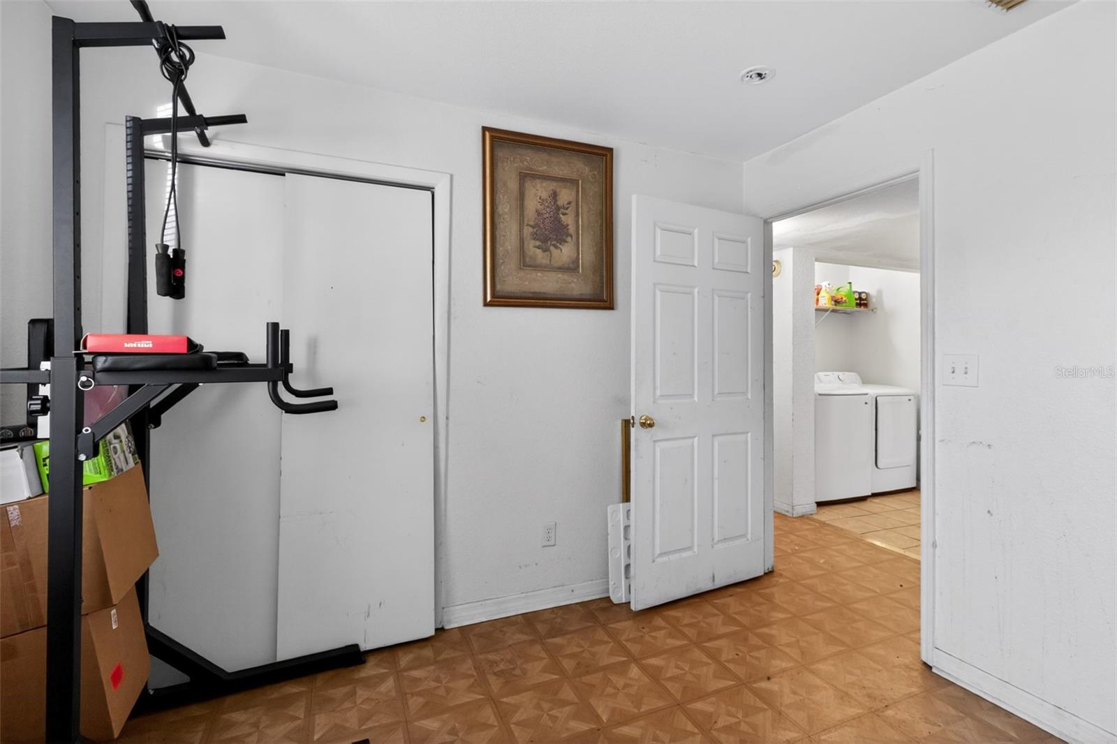 GALLAGHER OAKS - Residential