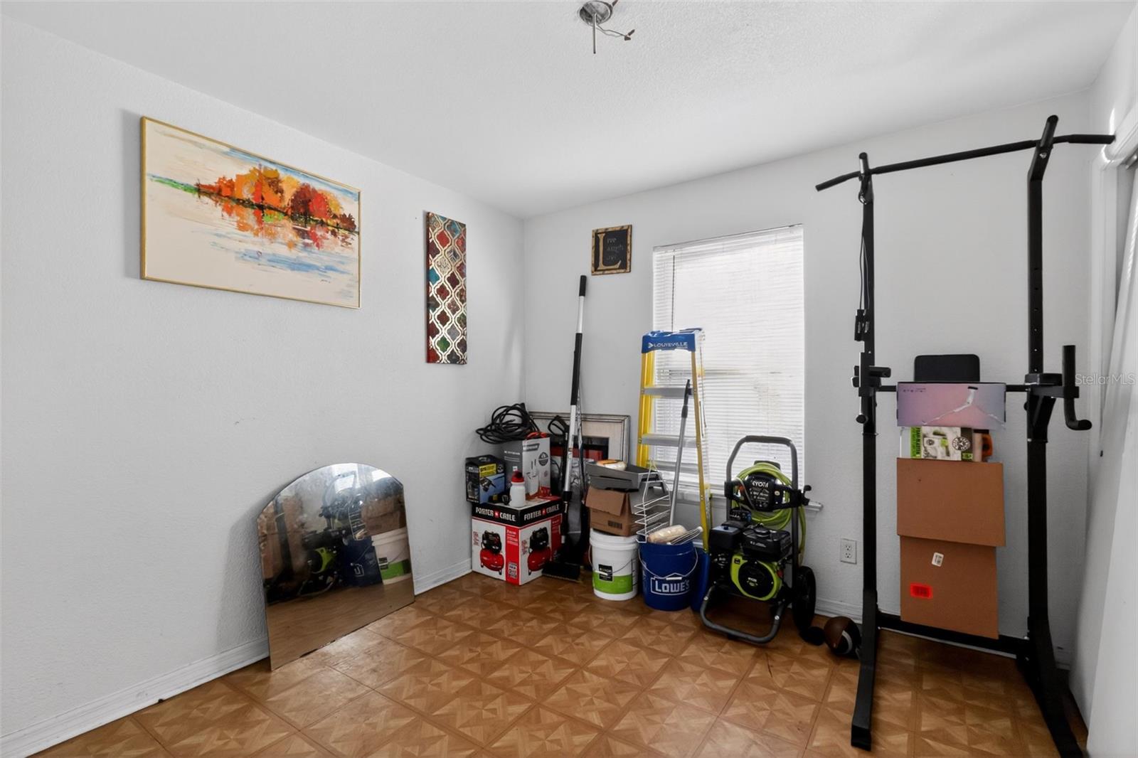 GALLAGHER OAKS - Residential