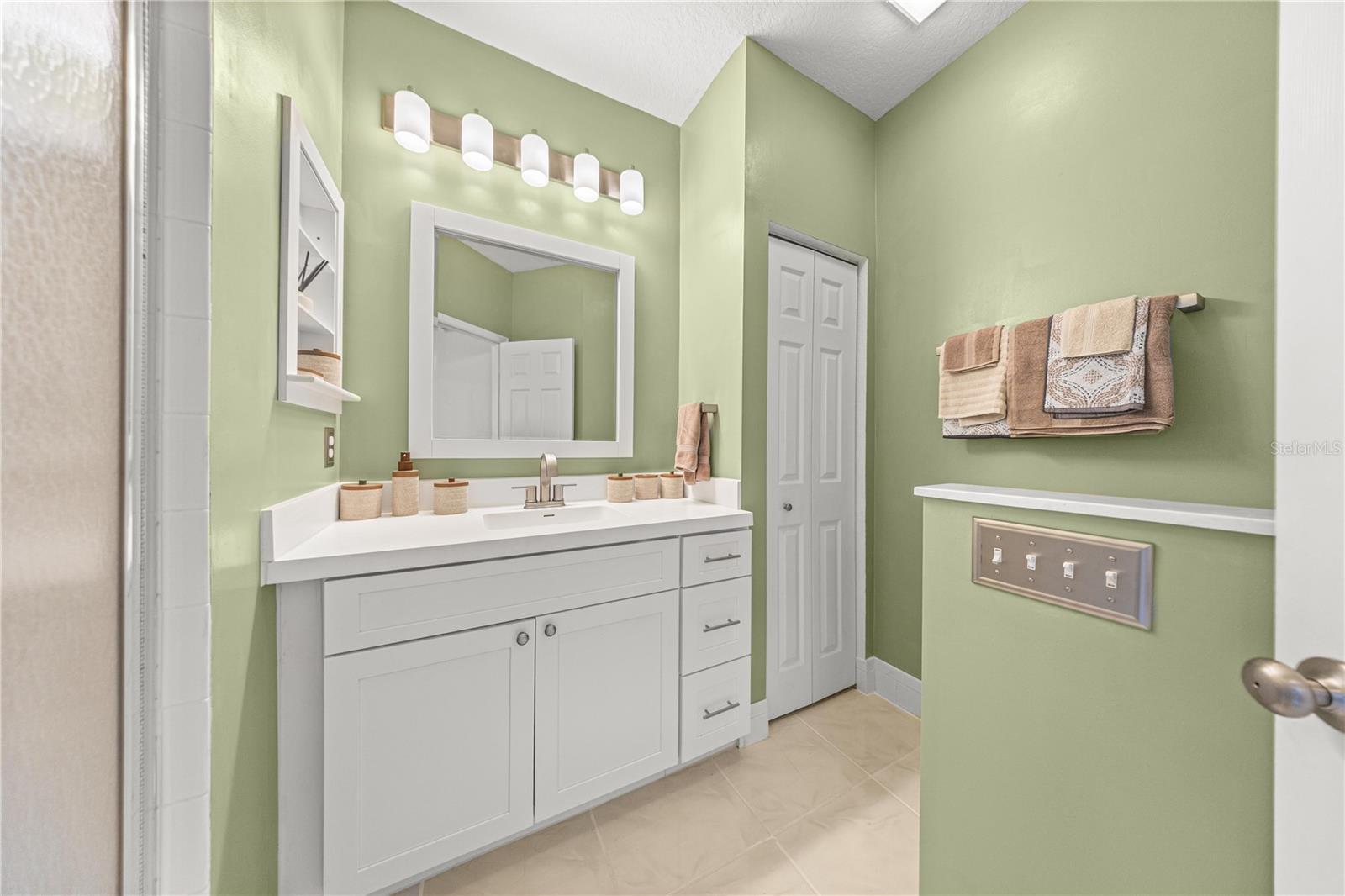 OAK RUN THE PRESERVE - Residential