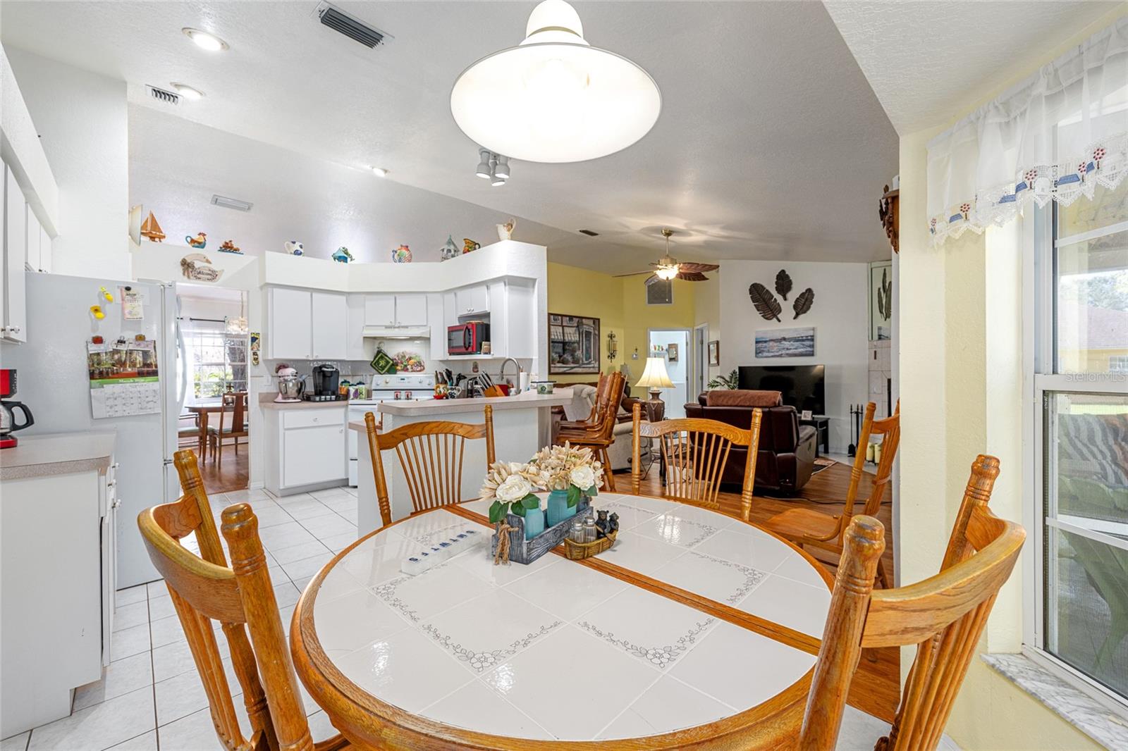 HIDDEN LAKE UN 04 - Residential