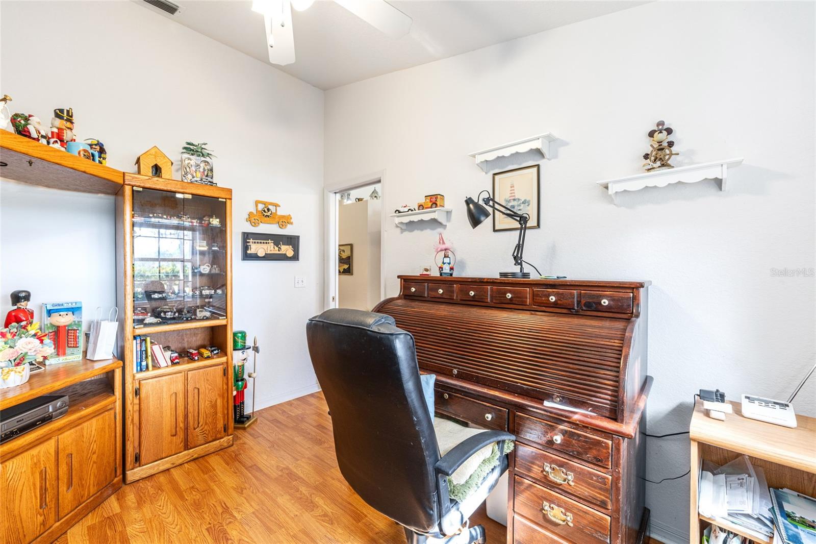 HIDDEN LAKE UN 04 - Residential