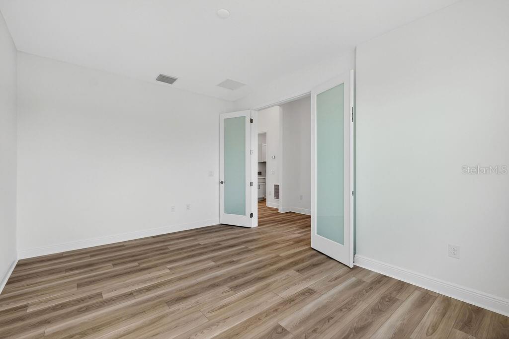 LAKES OF MOUNT DORA - Residential