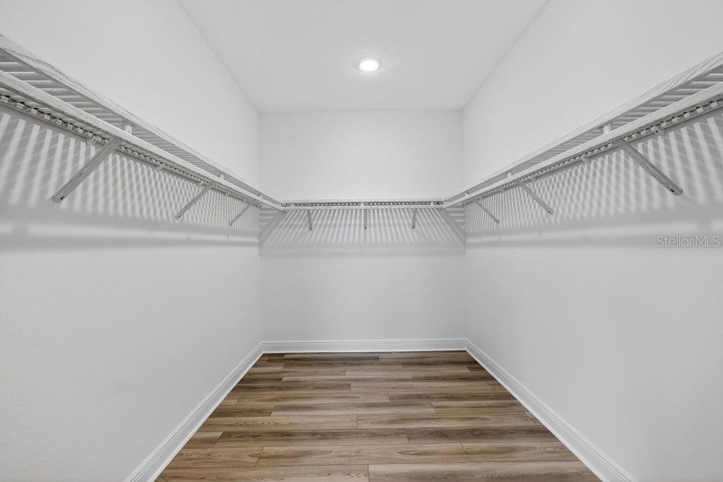 LAKES OF MOUNT DORA - Residential