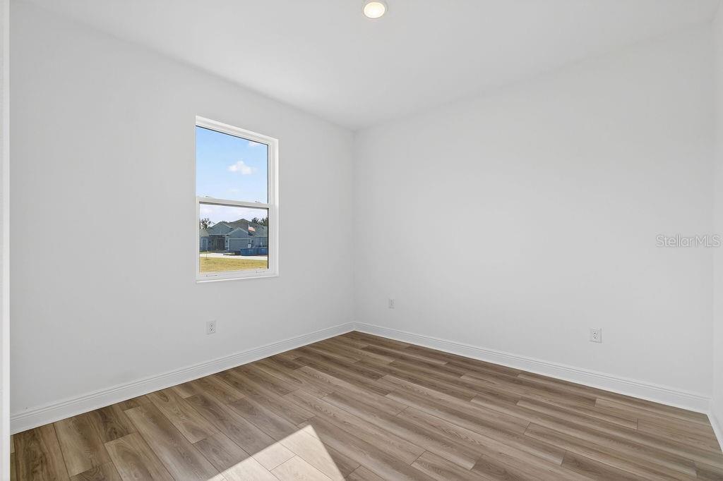 LAKES OF MOUNT DORA - Residential