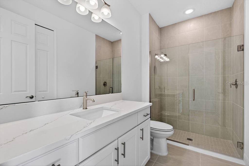 LAKES OF MOUNT DORA - Residential