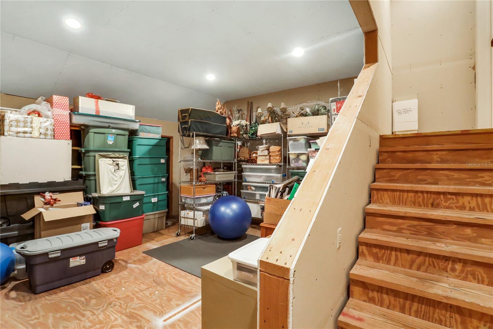 INTERLOCHEN - Residential