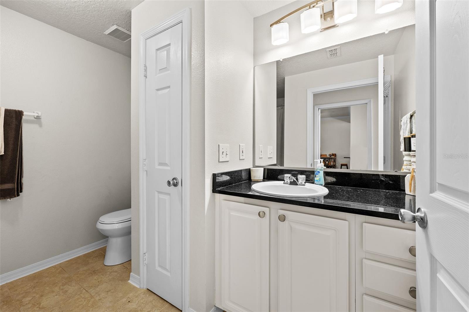 HARBOUR PLACE CITY HOMES A CON - Residential