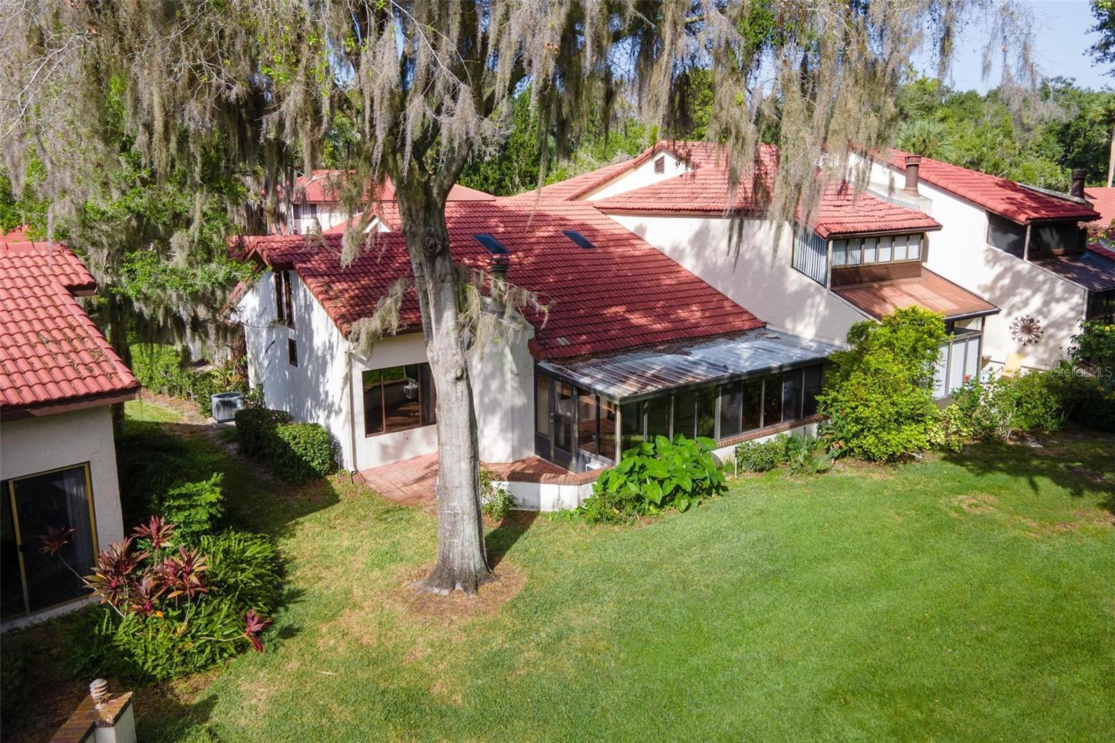 WATERWOOD TWNHS SUB - Residential