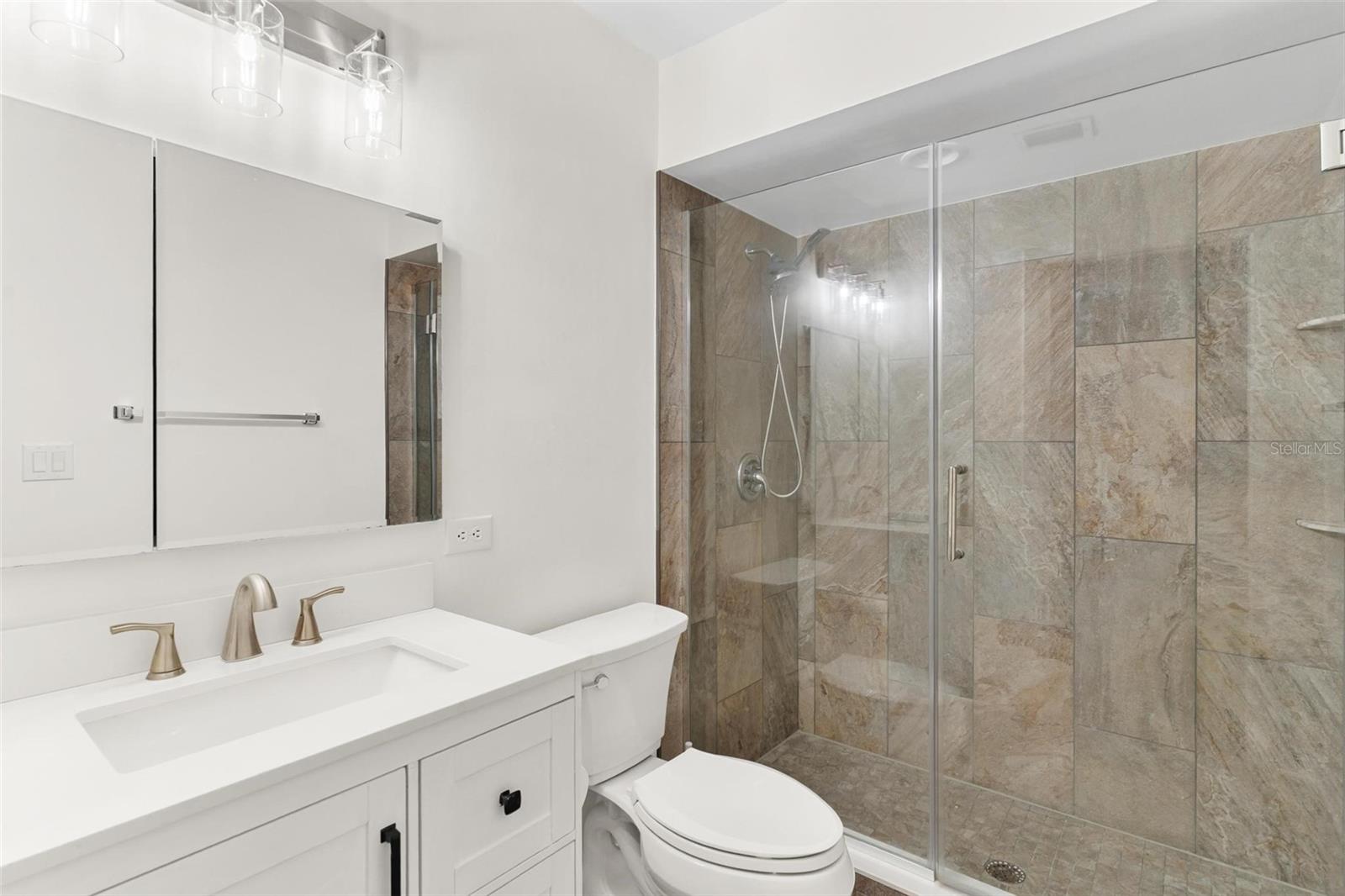 WATERWOOD TWNHS SUB - Residential