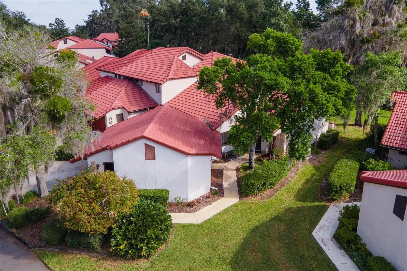 WATERWOOD TWNHS SUB - Residential