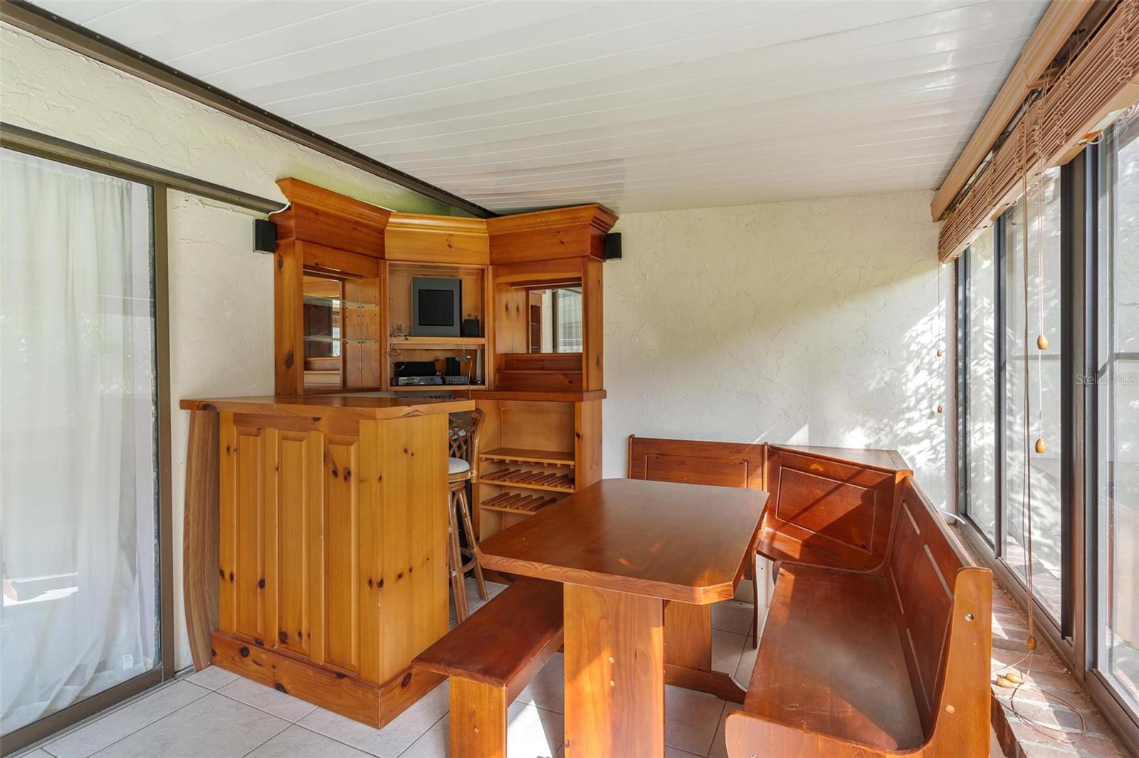 WATERWOOD TWNHS SUB - Residential