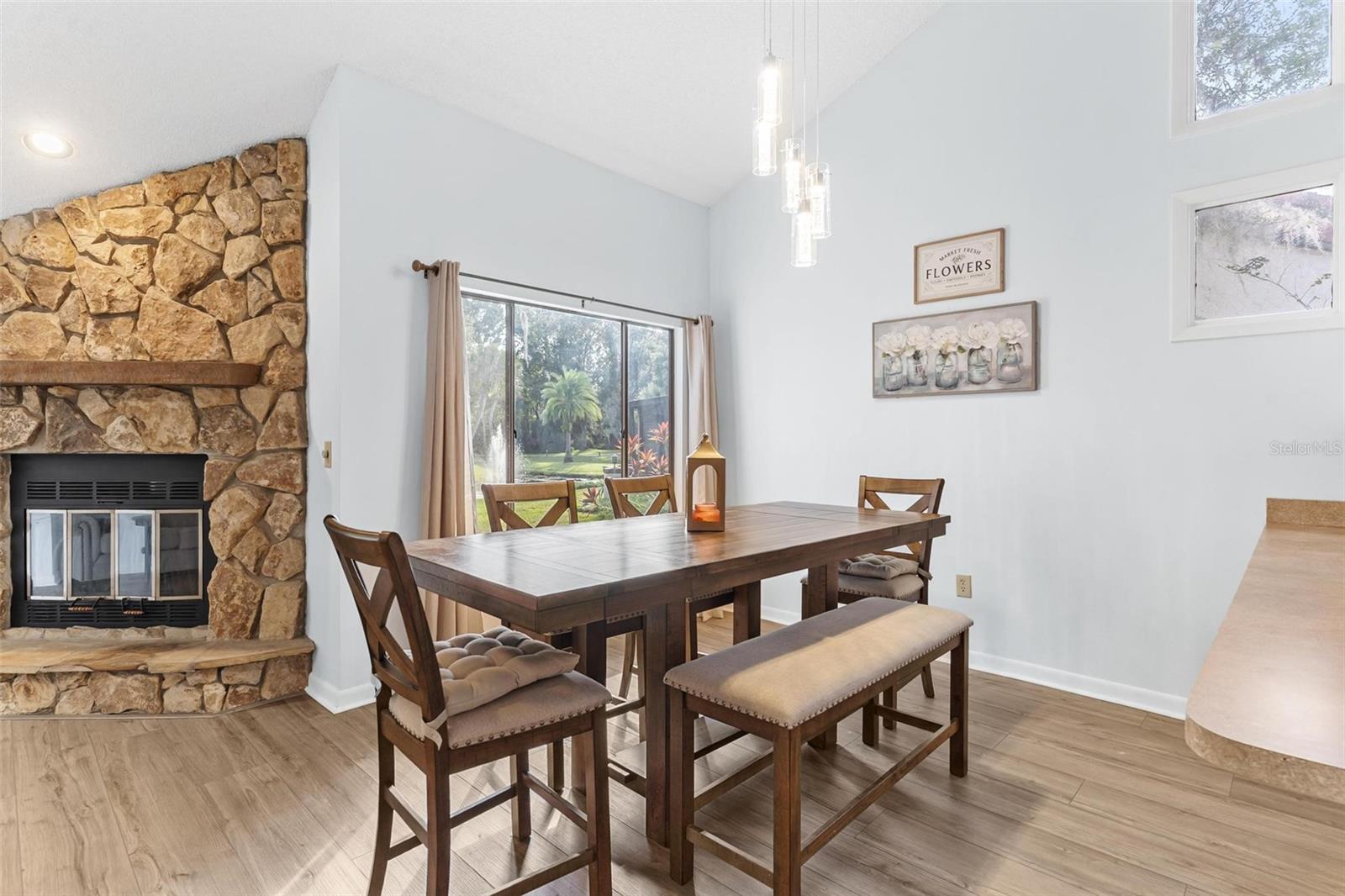 WATERWOOD TWNHS SUB - Residential