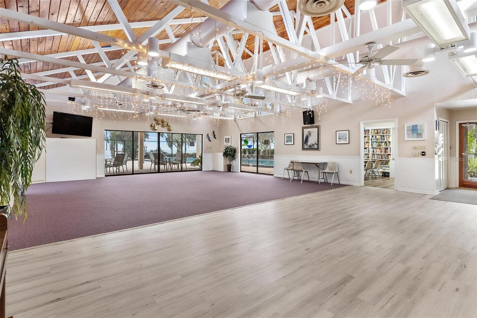 WATERWOOD TWNHS SUB - Residential