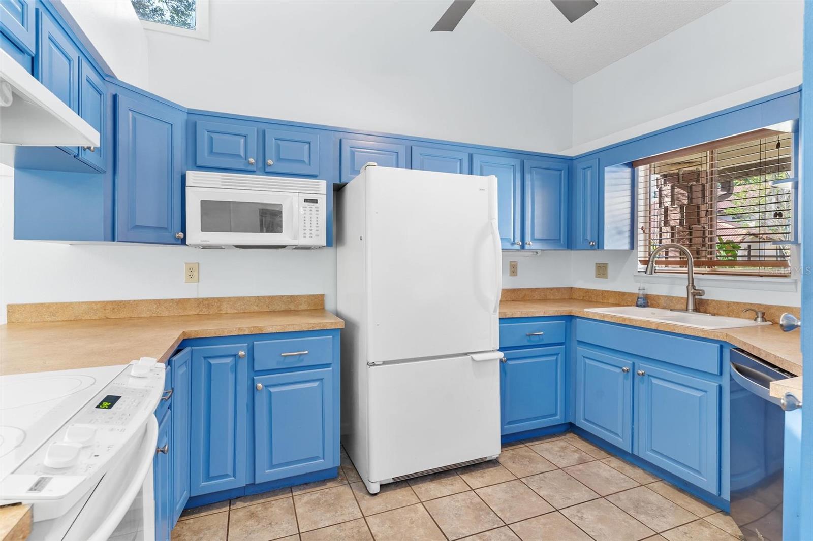 WATERWOOD TWNHS SUB - Residential