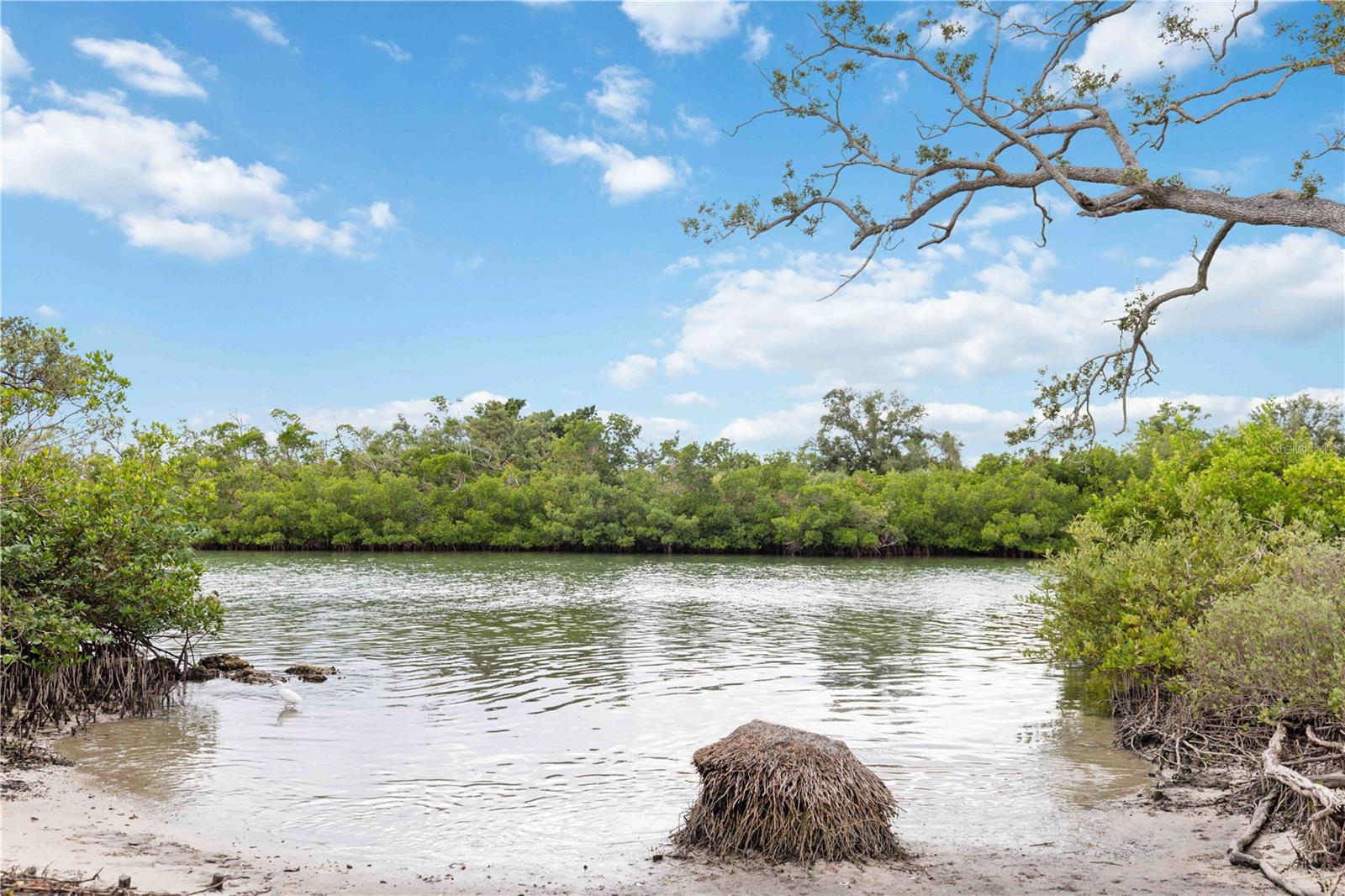 BAY POINT CORR OF - Residential