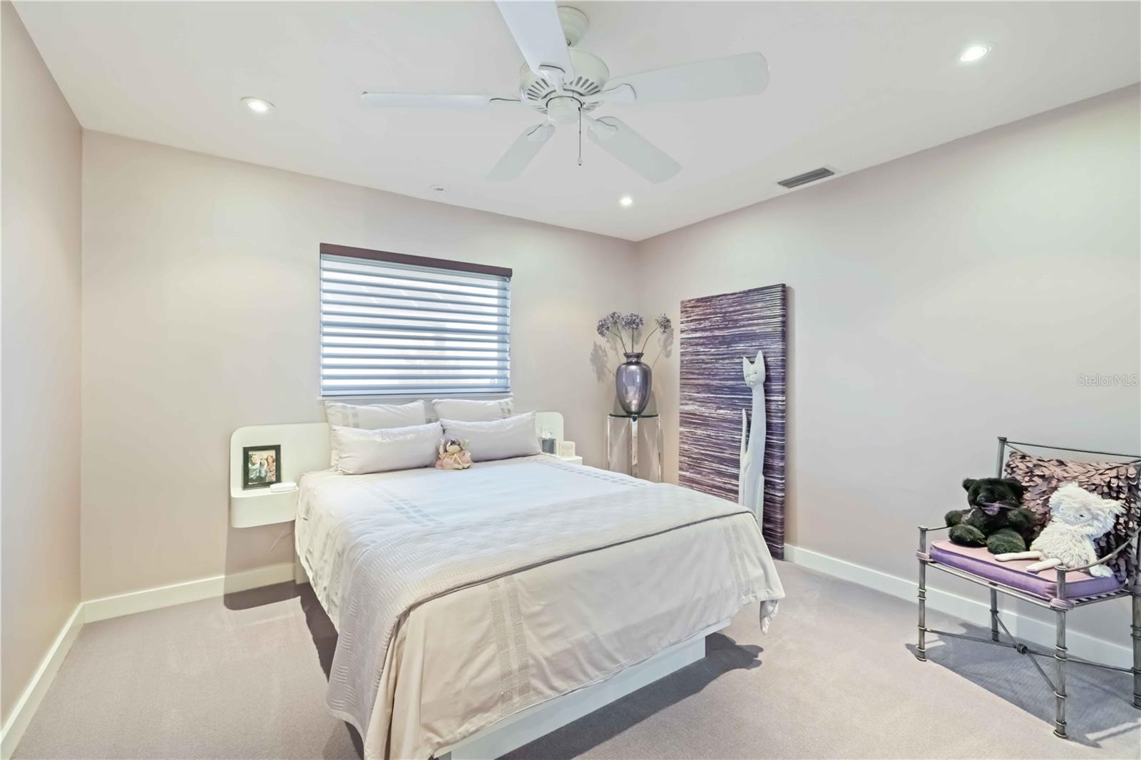 BAY POINT CORR OF - Residential